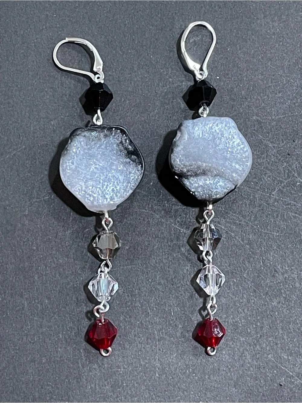 Twisted Wonderland Inspired Groovy Candy Earrings Jamil Viper (Nightmare Suit)